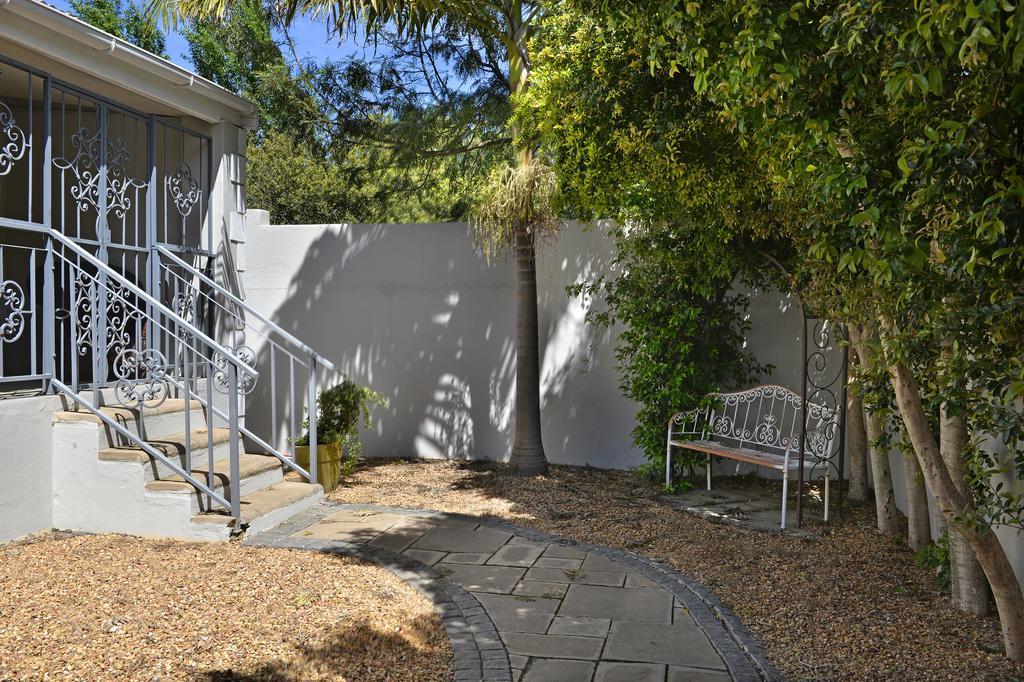 Lemon Tree Cottage Self Catering 프란쉬후크 외부 사진