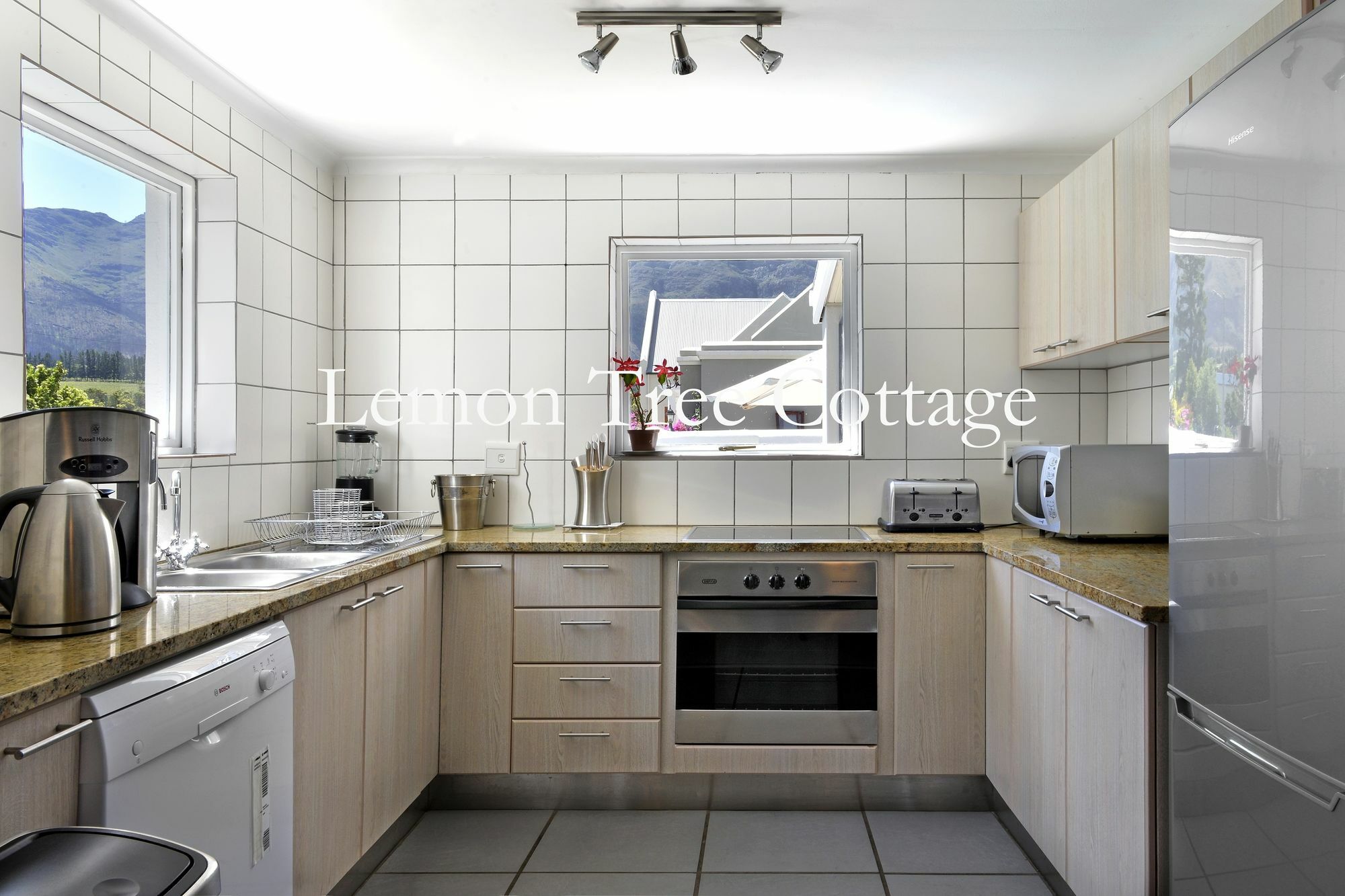 Lemon Tree Cottage Self Catering 프란쉬후크 외부 사진